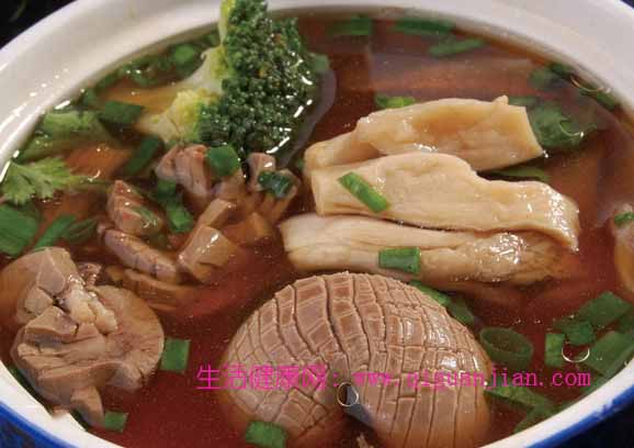 杞苁蓉肥鸡汤--补肾摄精