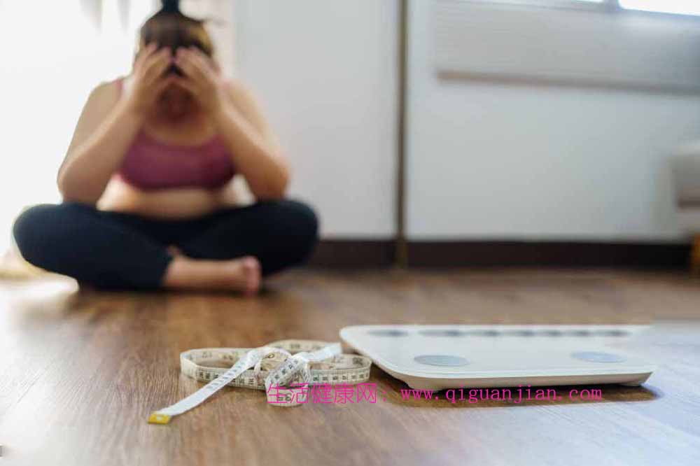 别盲目减重！中医分清2种肥胖类型，穴位+食疗轻松甩肉不反弹