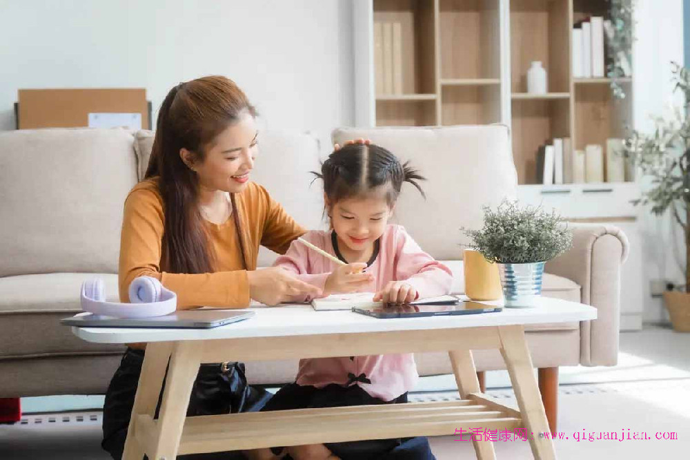 孩子坐不住、爱插话，别乱贴自闭症标签！ADHD 与 ASD 别再混淆