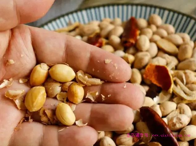 花生是长寿坚果还是脂肪雷区？正确食疗养生看这里