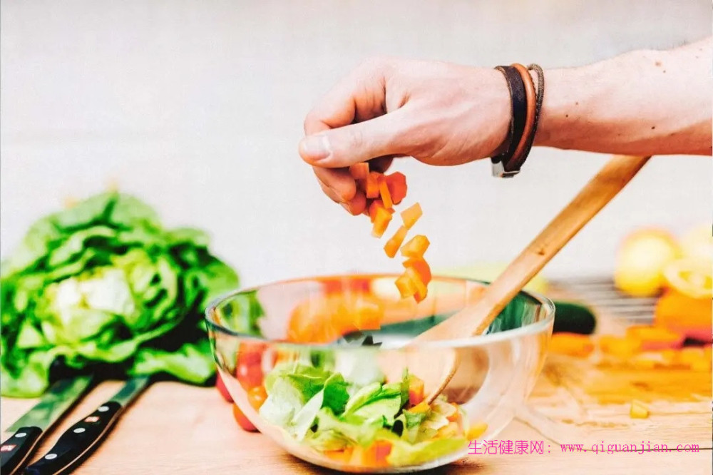拟断食饮食助力改善克隆氏症？科学饮食辅助调理肠道炎症